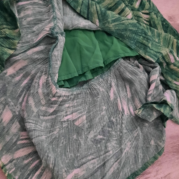 Tropical Rayon Dress - Picture 4 of 8